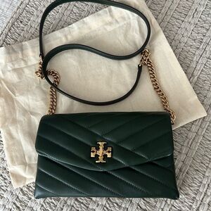 TORY BURCH Kira Chevron Chain Wallet
